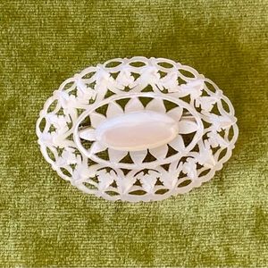 Vintage Reticulated Mother Of Pearl Brooch 1800s